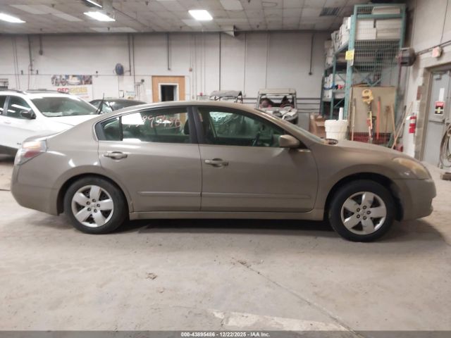 Nissan Altima 2.5 S Image 8