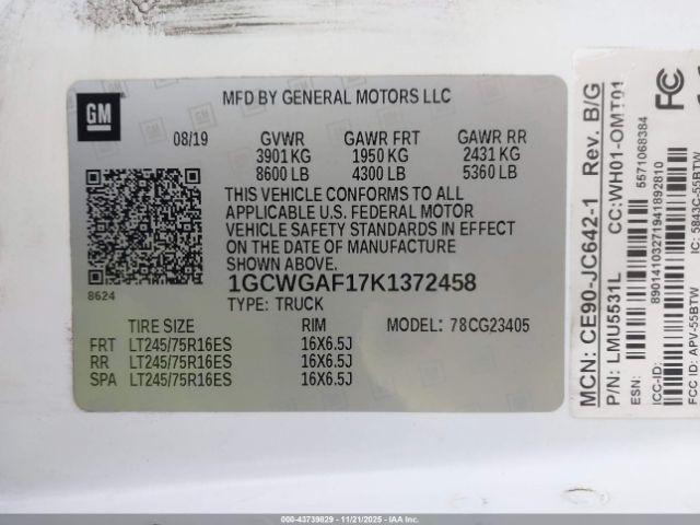 Chevrolet Express Work Van Image 13