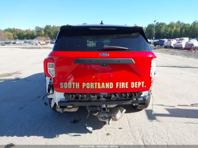 Ford Police Interceptor Image 12