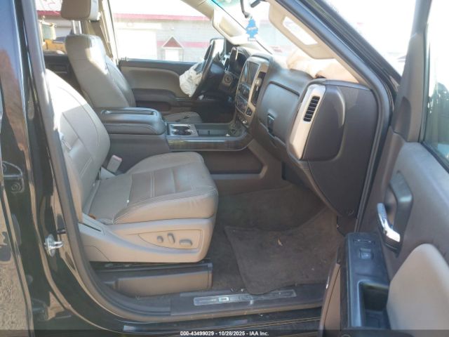 GMC Sierra 2500 Denali Image 9