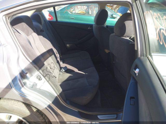 Nissan Altima 2.5 S Image 11