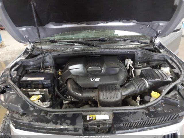 Jeep Grand Cherokee Laredo Image 9