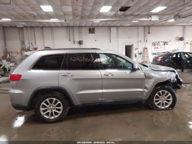 Jeep Grand Cherokee Laredo Image 12