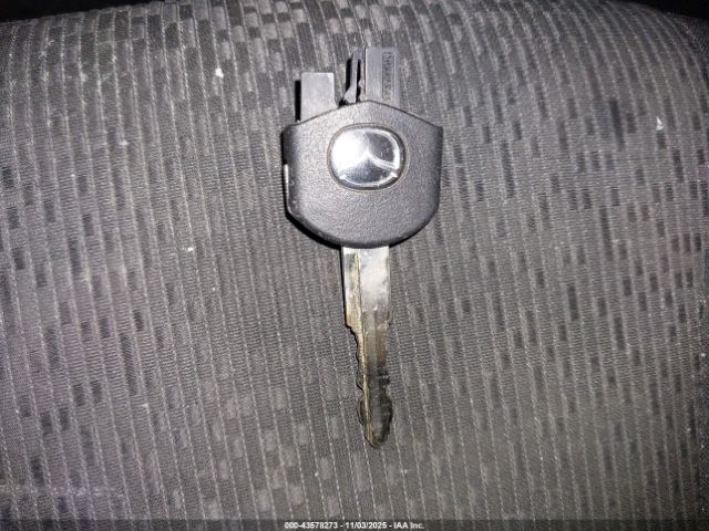 Mazda Mazda5 Sport Image 15