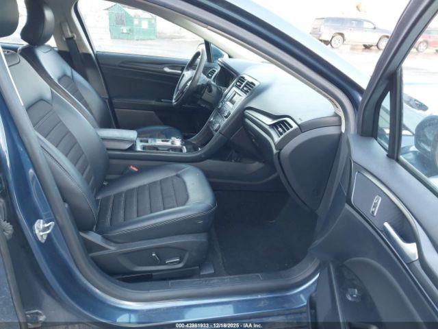 Ford Fusion Se Image 4