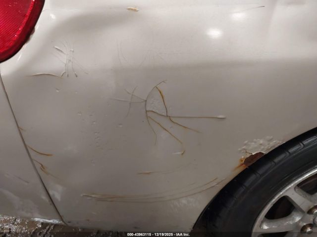 Toyota Prius Image 8