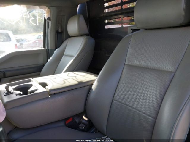 Ford F-350 Xl Image 7