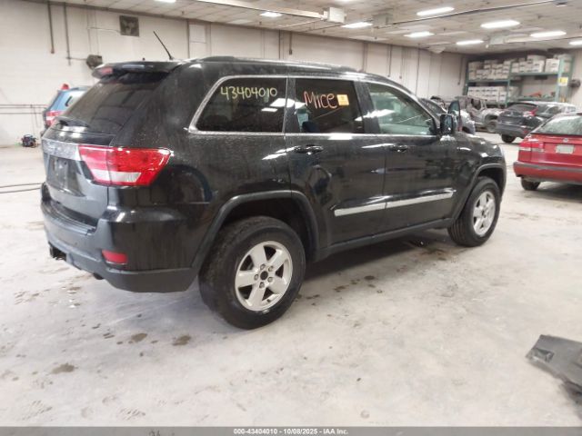 Jeep Grand Cherokee Laredo Image 2