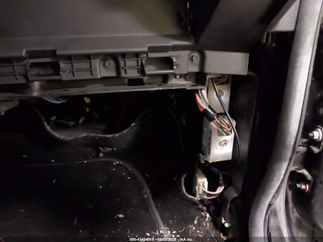 Jeep Grand Cherokee Laredo Image 4