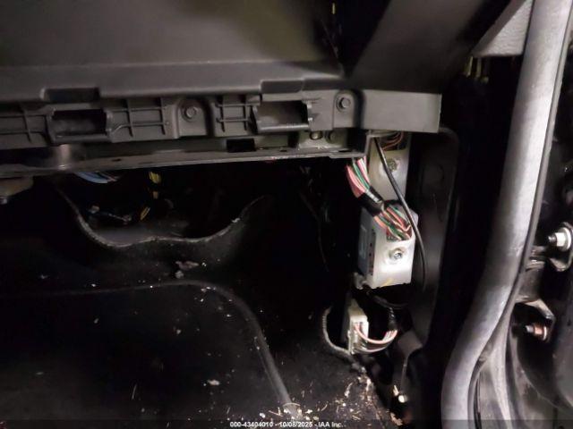 Jeep Grand Cherokee Laredo Image 4