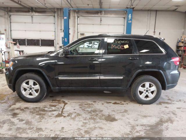 Jeep Grand Cherokee Laredo Image 10