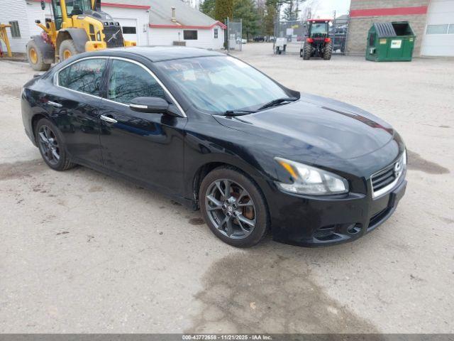  Salvage Nissan Maxima
