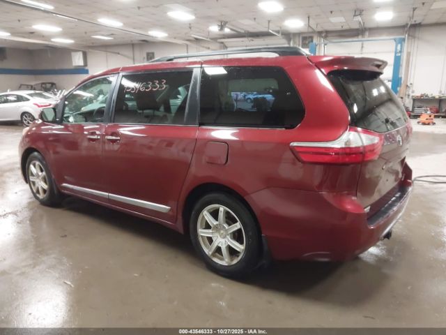 Toyota Sienna Xle 7 Passenger Image 9