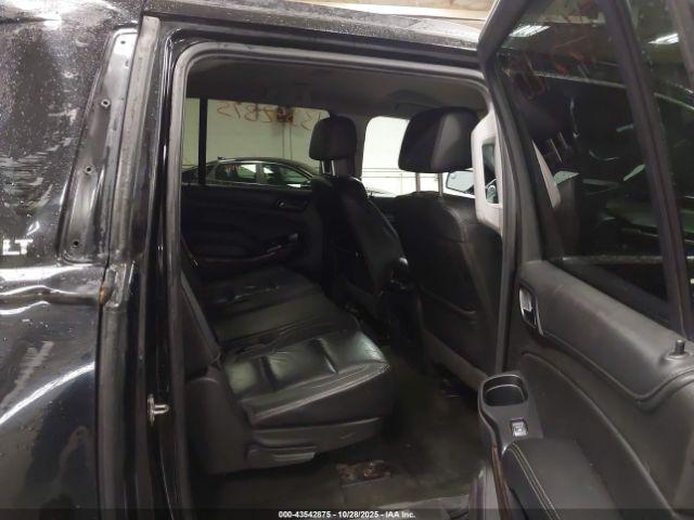 Chevrolet Suburban Lt Image 2