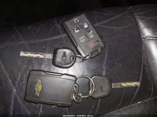 Chevrolet Suburban Lt Image 11