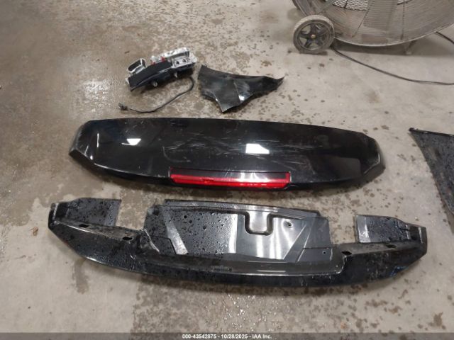 Chevrolet Suburban Lt Image 15