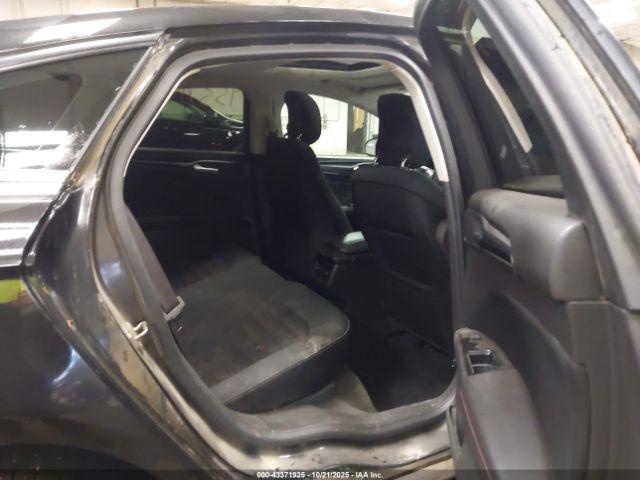 Ford Fusion Se Image 2