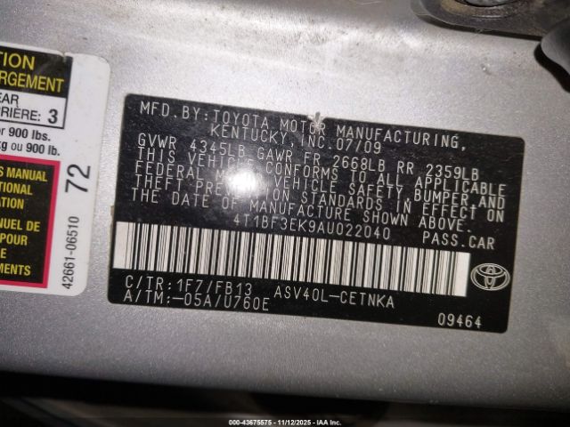 Toyota Camry Le Image 6