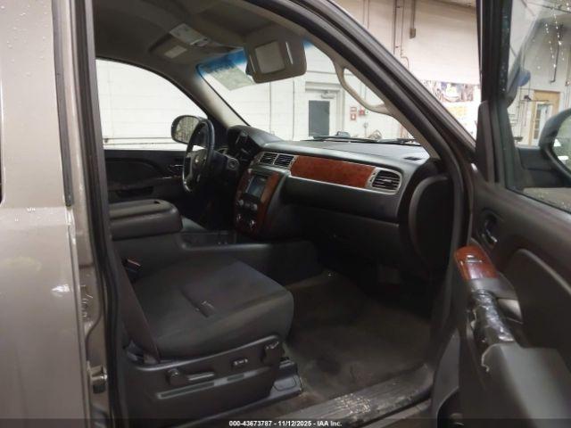 Chevrolet Tahoe Ls Image 9