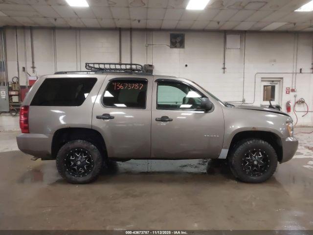 Chevrolet Tahoe Ls Image 3