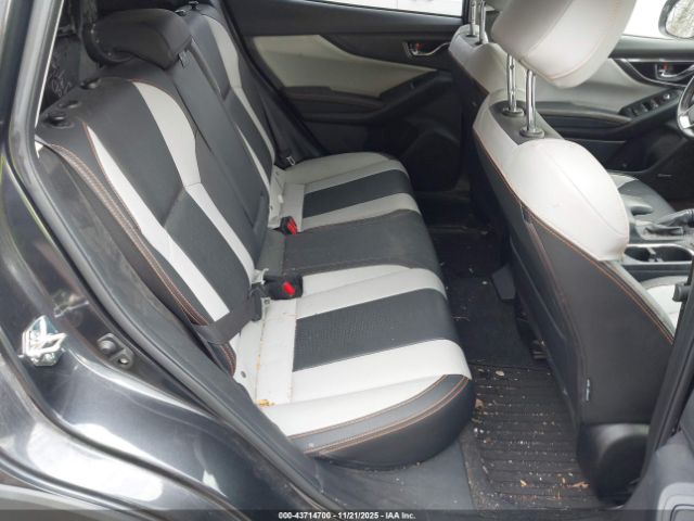 Subaru Crosstrek 2.0i Limited Image 5