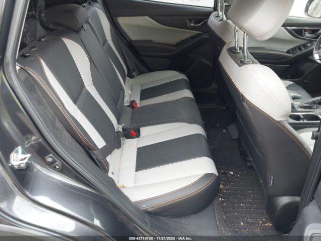 Subaru Crosstrek 2.0i Limited Image 5