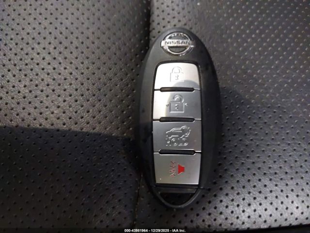 Nissan Rogue Sl Image 2