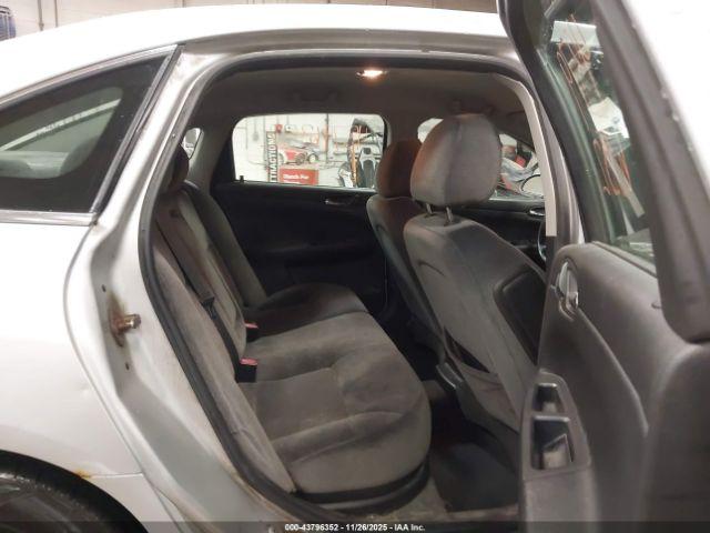 Chevrolet Impala Lt Image 14