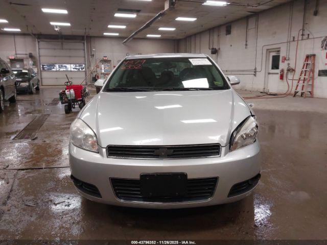 Chevrolet Impala Lt Image 16