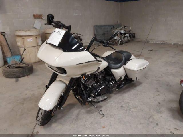 Harley-Davidson Fltrxs Image 9