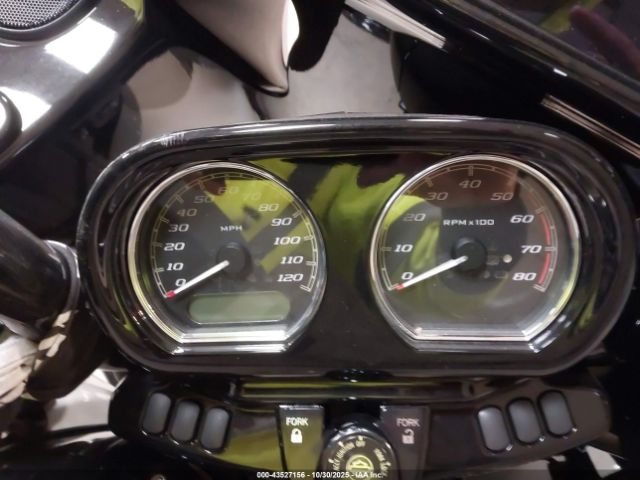 Harley-Davidson Fltrxs Image 6