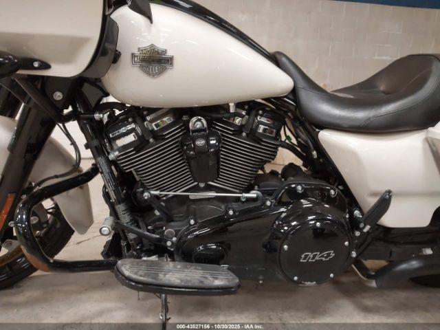 Harley-Davidson Fltrxs Image 11