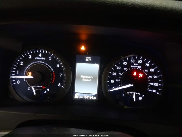 Toyota Sienna Xle 7 Passenger Image 17