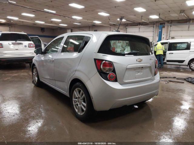 Chevrolet Sonic Lt Manual Image 3