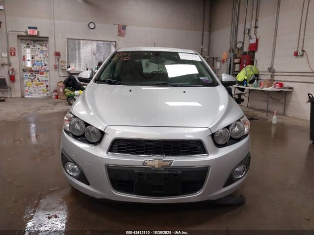 Chevrolet Sonic Lt Manual Image 11