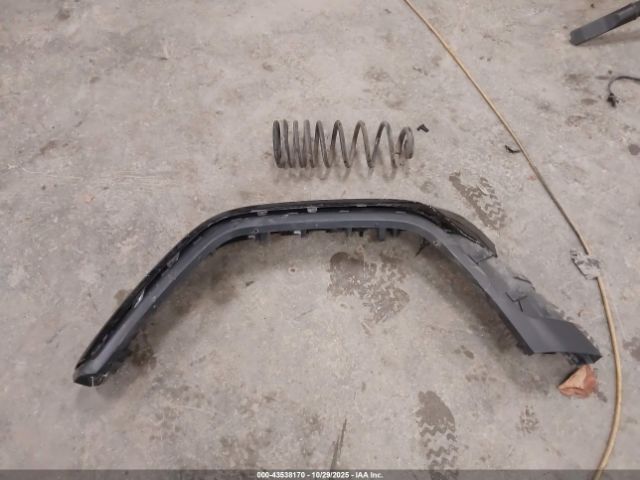 Jeep Gladiator Mojave 4x4 Image 5