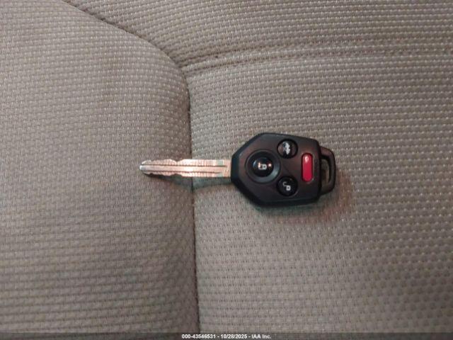 Subaru Impreza 2.0i Image 16