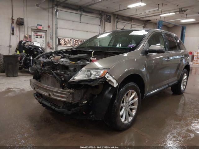 Lincoln MKX Image 12