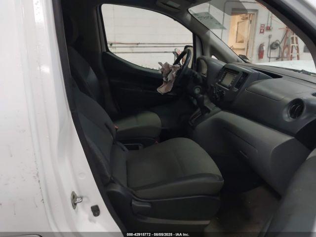 Nissan Nv Sv Image 14