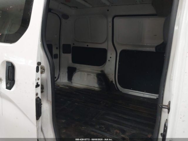 Nissan Nv Sv Image 3