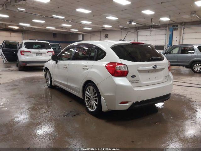 Subaru Impreza 2.0i Premium Image 13