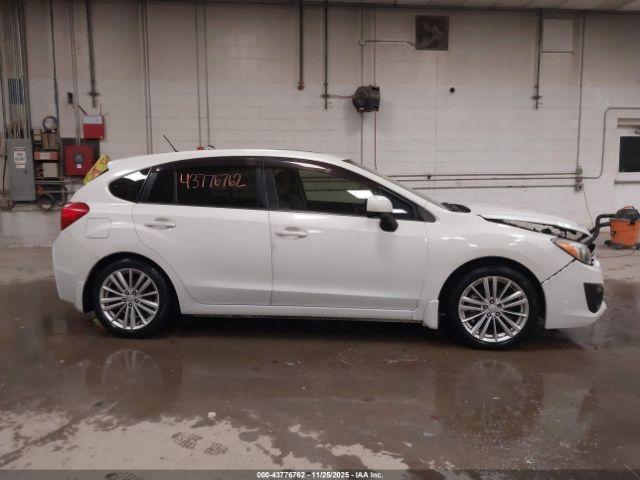 Subaru Impreza 2.0i Premium Image 16