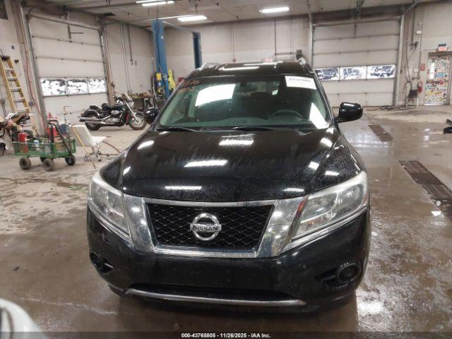 Nissan Pathfinder S Image 16