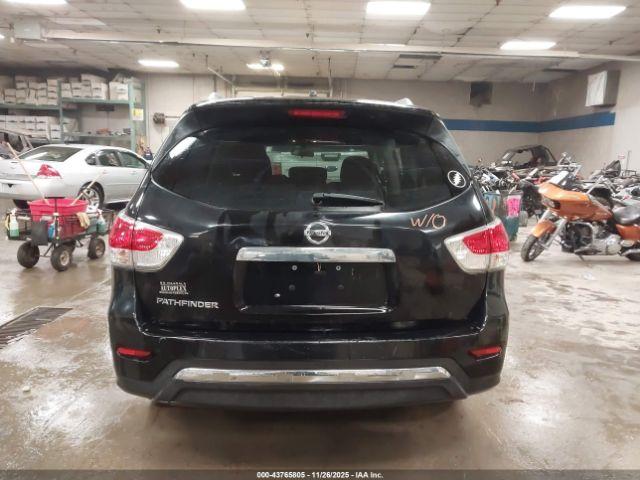 Nissan Pathfinder S Image 12