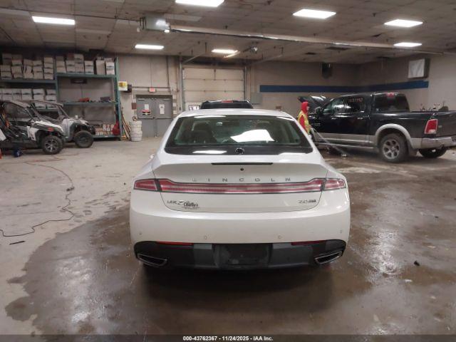 Lincoln MKZ Image 14