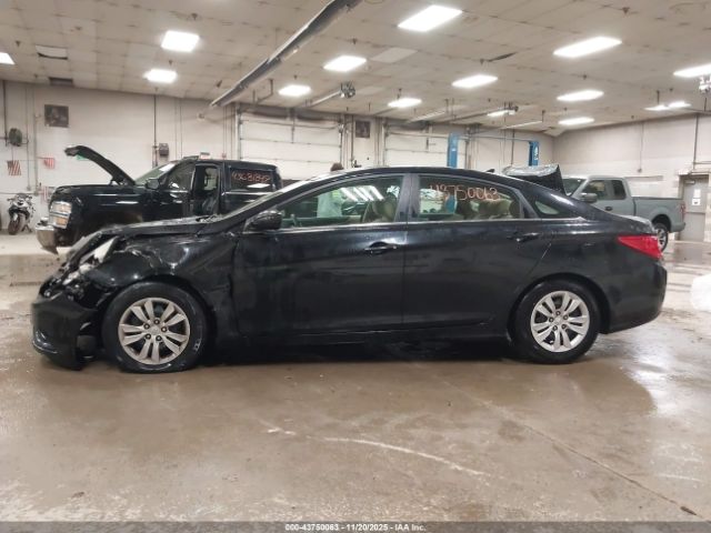 Hyundai SONATA Gls Image 12