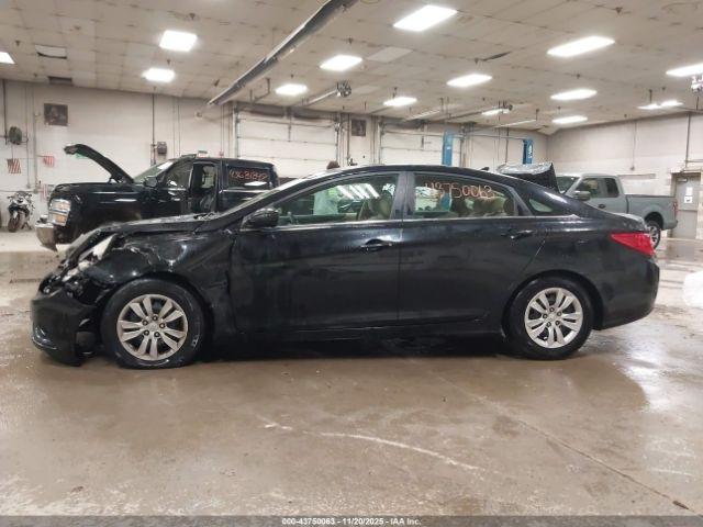 Hyundai SONATA Gls Image 12