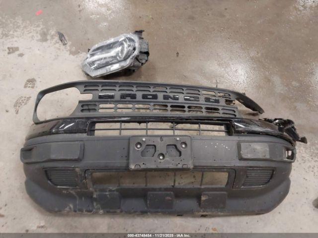 Ford Bronco Image 14