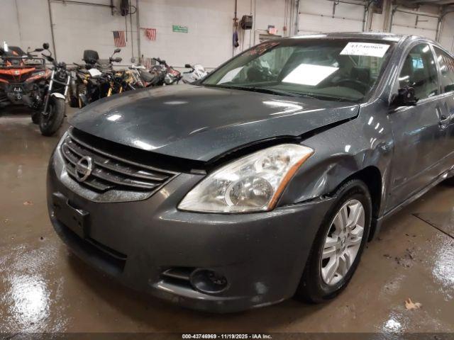 Nissan Altima 2.5 S Image 15
