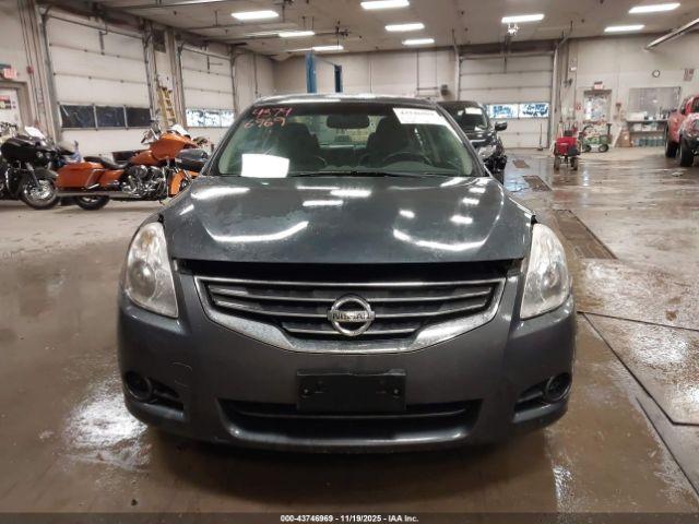 Nissan Altima 2.5 S Image 13